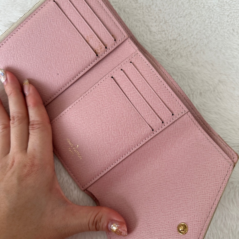 Louis Vuitton Victorine Wallet N64022 - Picture 13 of 16